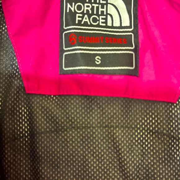 North Face Woman jacket S size. - Picture 3 of 3